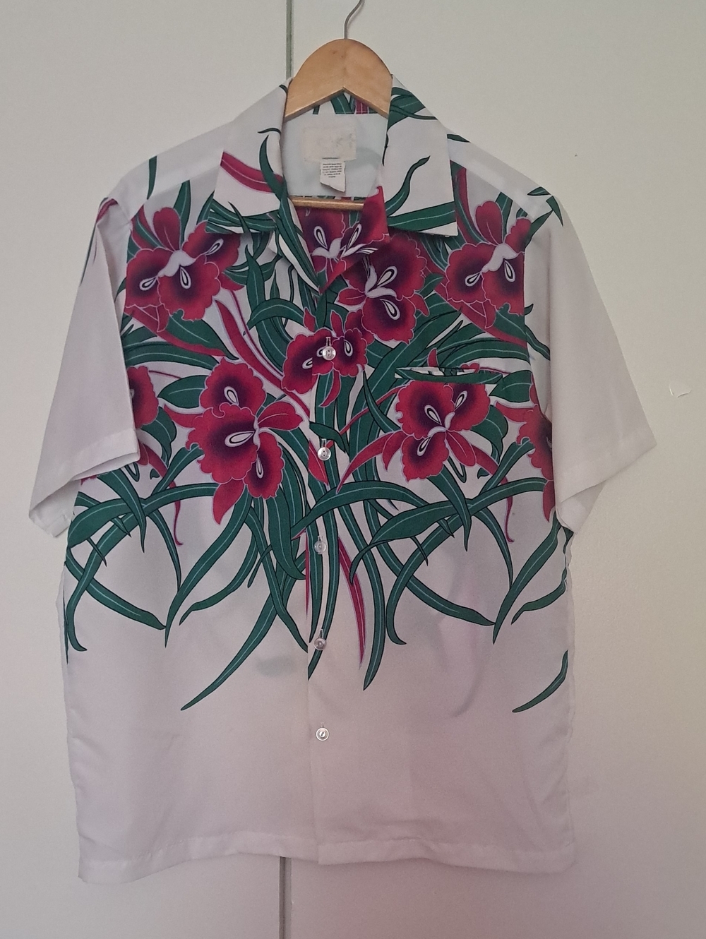 VINTAGE HAWAIANA Men's White Floral Short-Sleeve Button-Up Shirt